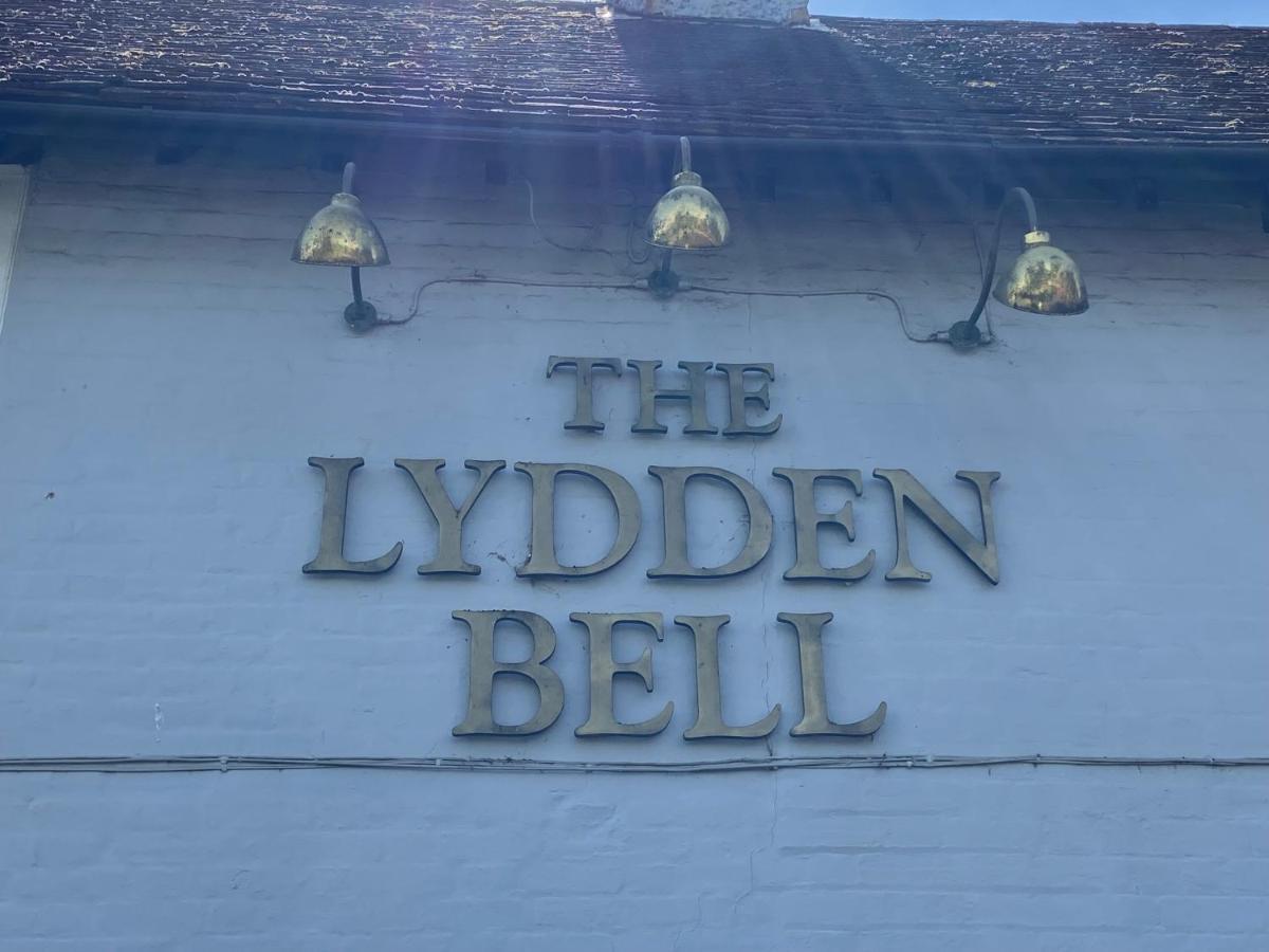 مبيت وإفطار The Lydden Bell المظهر الخارجي الصورة