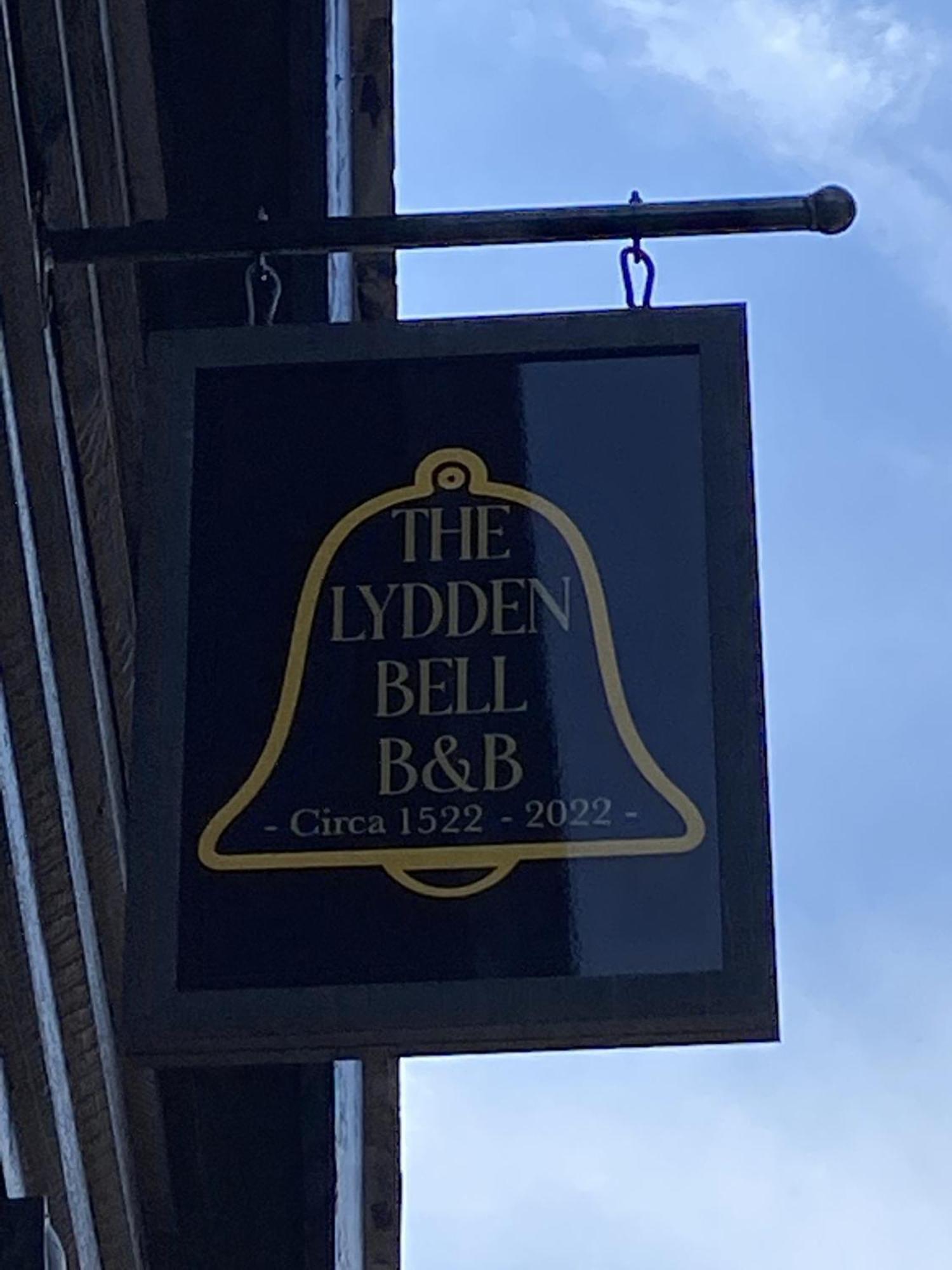 مبيت وإفطار The Lydden Bell المظهر الخارجي الصورة