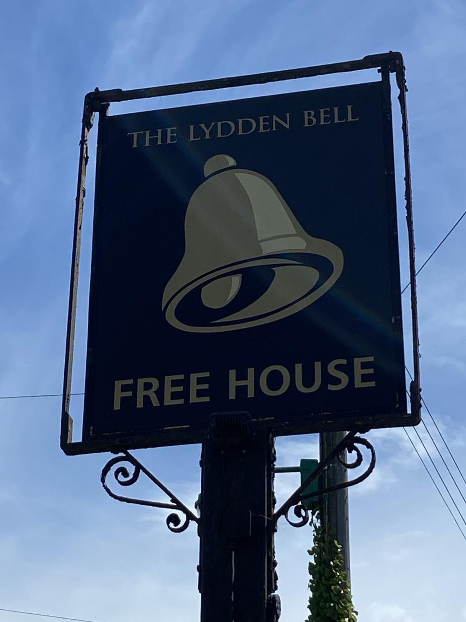 مبيت وإفطار The Lydden Bell المظهر الخارجي الصورة